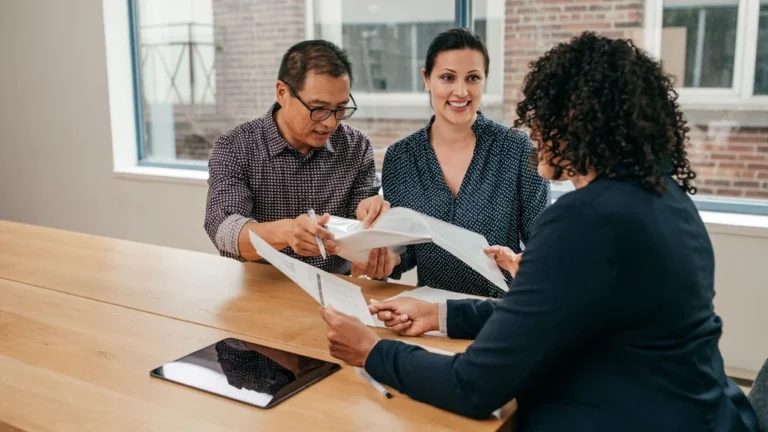 mortgage-broker-e1711433063552